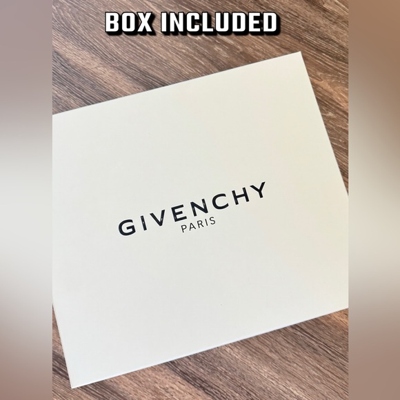 Givenchy Sport Caramel Brown Mock Neck Pull Over Sweater Size Small - Picture 2 of 10